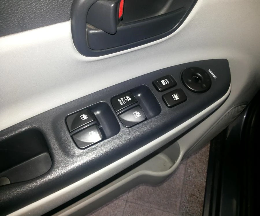 

FaroeChi 93570-1E110 Master Power Control Window Switch For Hyundai Accent 2007-2008 935701E110