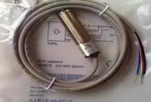 

Photoelectric switch VTF18-4P1212 diffuse reflection photoelectric sensor