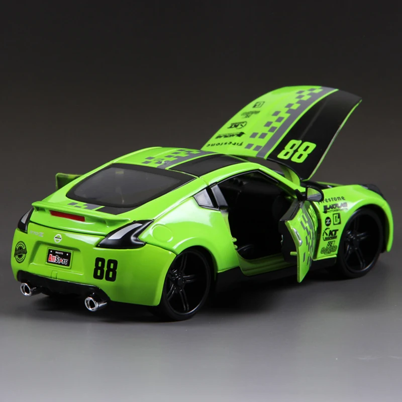 Коллекционная модель автомобиля Maitso 1:24 370Z зеленый гоночный автомобиль из сплава