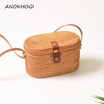 

Handmade Rattan Woven Women Shoulder Bag PU Button Bucket Style Oval Straw Weaving Crossbody Bags Ladies Vintage Handbag B268