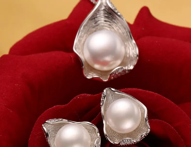 (12)