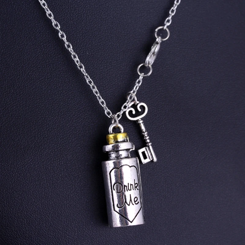 Фильм Алиса в стране чудес ожерелье Eat Me Drink Me массивное ожерелье ключ Бутылка в форме гриба кулон ювелирные изделия для женщин модный подарок