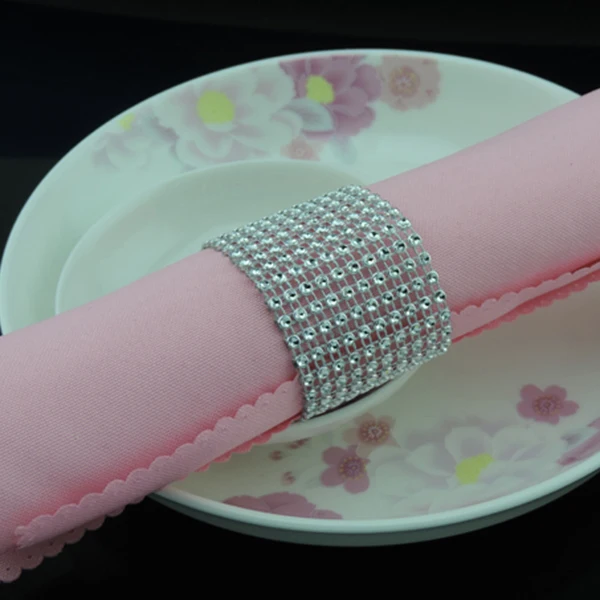 2015New 100Pcs Sliver Row Rhinestones Napkin Rings Serviette Holder