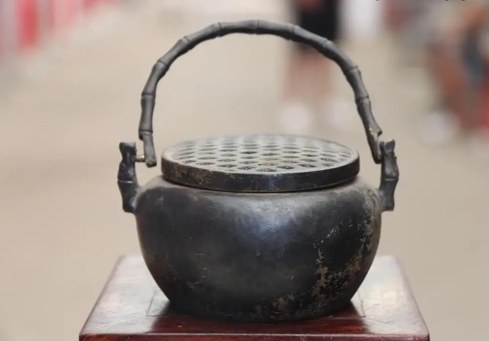 

China Bronze Copper Carved Royal Palace Home Decoration Statue Incense Censer
