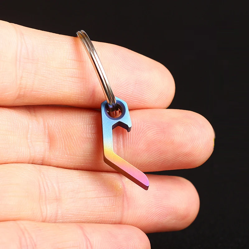 EDC Mini Bottle Opener Keychain Tools Outdoor EDC Camping Equipment Pocket Lightweight Tools Hand Ring EDC Mini Bottle Opener Keychain Tools Outdoor EDC Camping Equipment Pocket Lightweight Tools Hand Ring