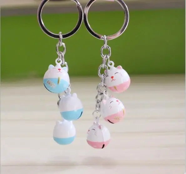 

New fashion pink and blue colors lovely cat keychain key ring for kids men women cute lucky cat bell key chains jewelry