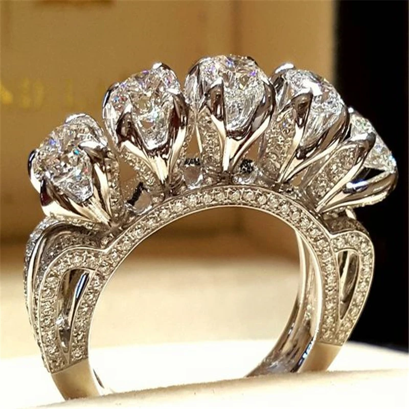 

Fashion Silver Color Crown Ring Round Cut Zircon Stone Rings Luxury Princess Jewelry Wedding Engagement Ring Anillos Z3X343