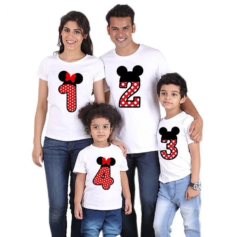 

Mickey Mouse Kiss T-shirt Family Matching Clothes Mommy and Me Clothes T-shirt Boys Clothes Mickey Minnie Matching Outfits