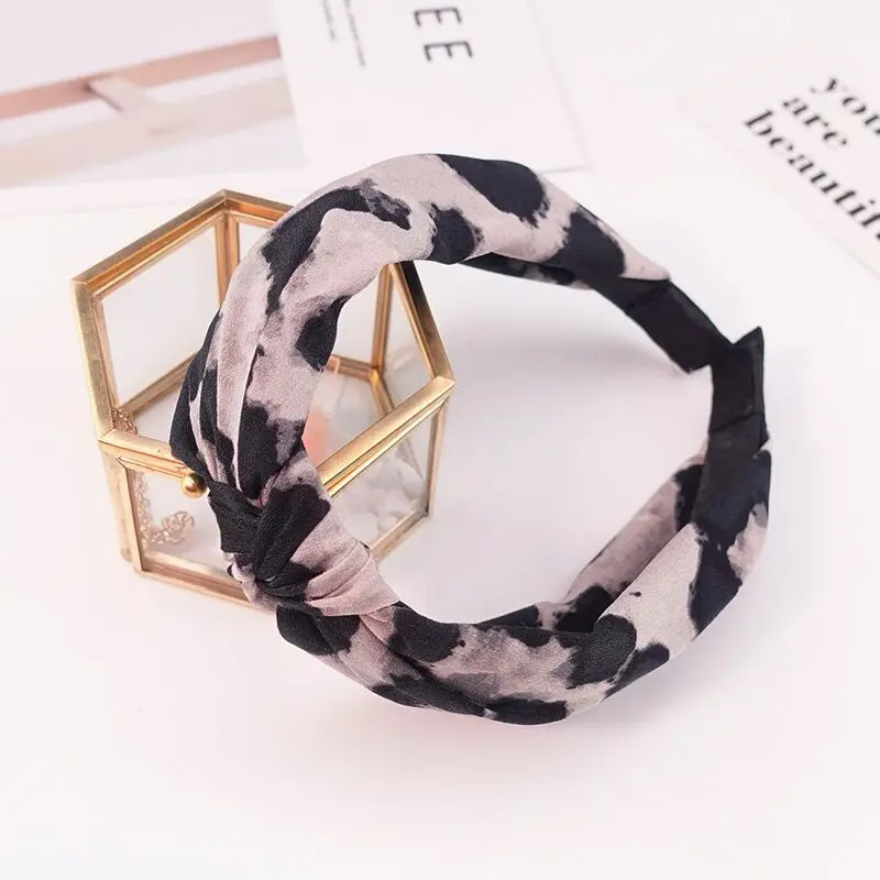 HTB1cd3mXULrK1Rjy1zbq6AenFXax