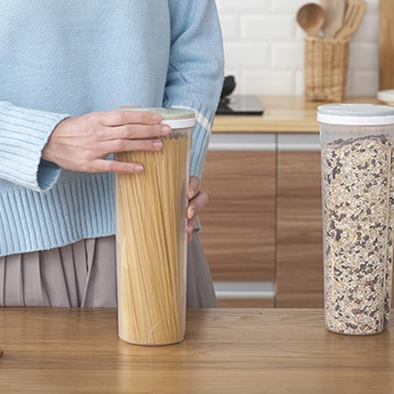 

Controlled amount of noodles box plastic sealed tank grain storage box food storage