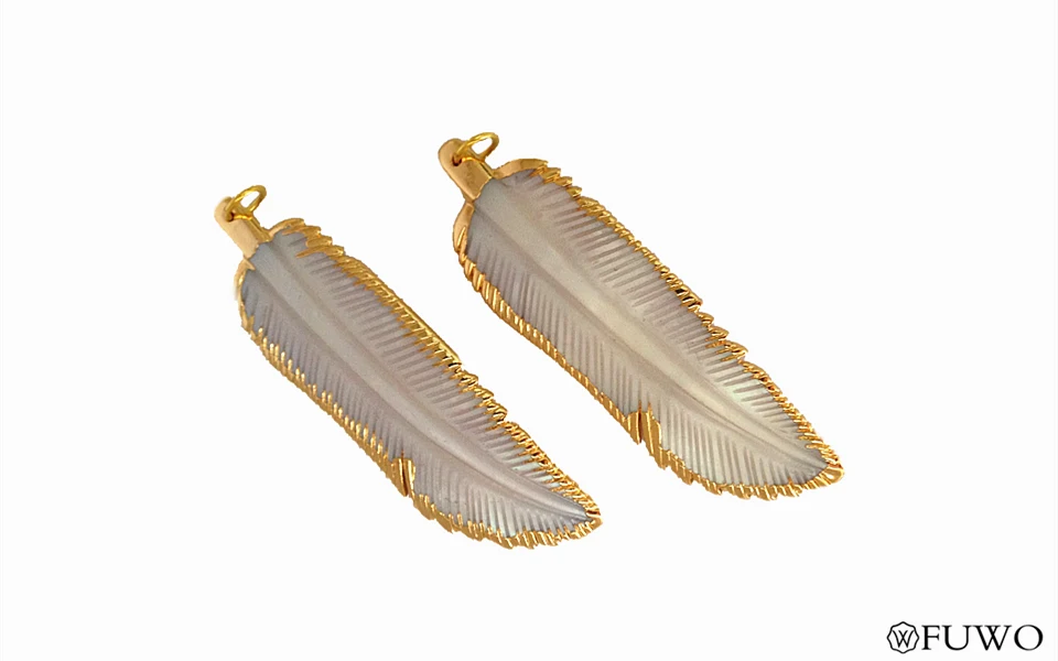 Natural Feather Shell Pendant 8