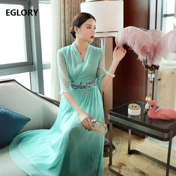 

High Quality Brand Chiffon Dress 2019 Summer Style Women V-Neck Floral Embroidery 3/4 Sleeve Large Swing White Green Dress Femme