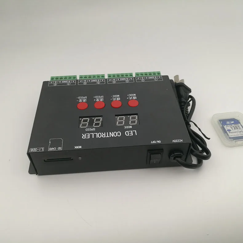 Автономный проигрыватель для контроллера DMX512 используется 4 портового и 8