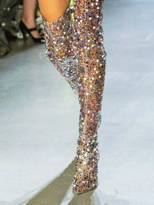 Sestito/Новинка года; женская обувь с украшением в виде кристаллов; прозрачная обувь на высоком квадратном каблуке; модельная обувь для подиума; женские ботфорты из ПВХ с острым носком - Цвет: as pictures