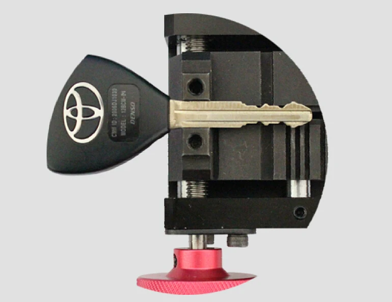

Standard Keys and Laser Keys Clamp For Sec-E9 Automatic Key Cutting Machine Cutting Auto Keys