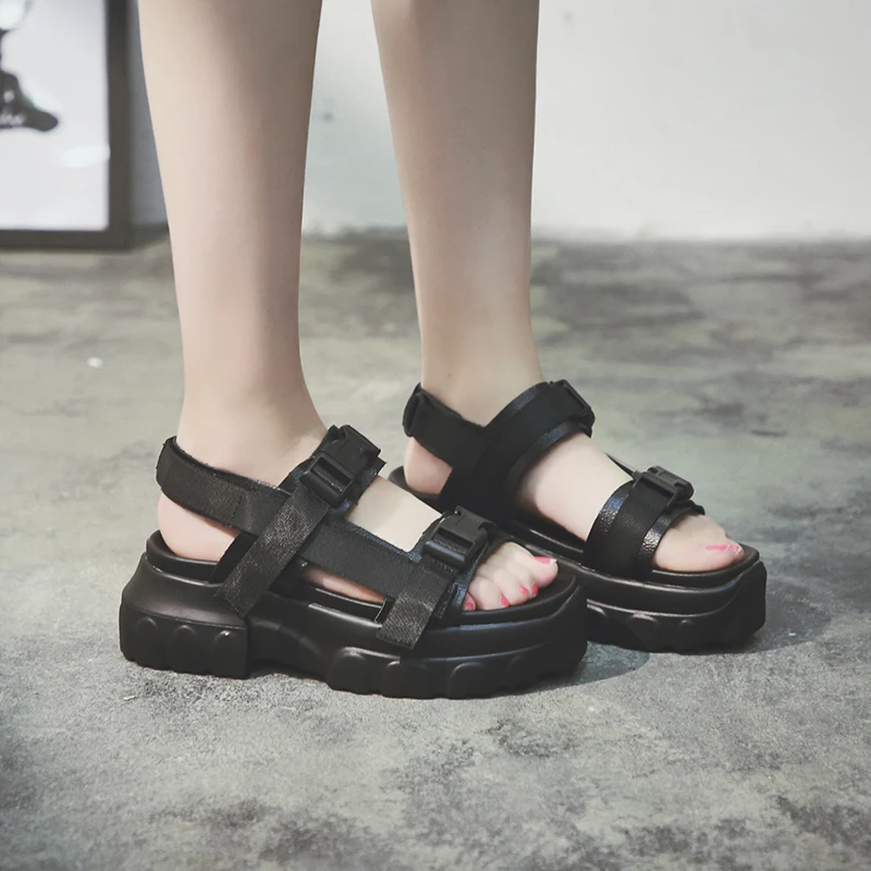 

2019 Summer Women Sandals Large Size Peep-toe Sandalias Sandals Women Flip Flops Footwear Beach Sandals Platform Roman Sandals