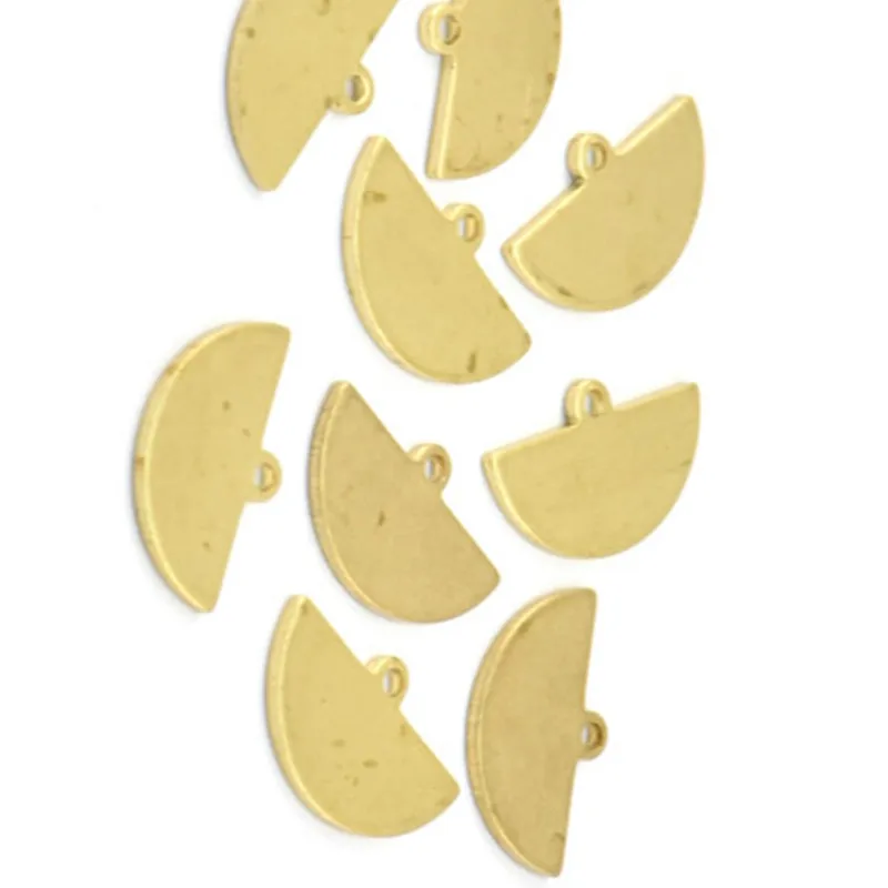 

24pc raw brass Half Moon Blank Connectors.charm Necklace (Nickel Free and Lead Free).(14.5x9x0.80mm) E103