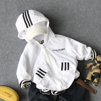 

90-130cm New 2019 Spring Boys Fashion Style Casual Sport Letter Cartoon Jacket with hood Kids Spring Autumn Jacket