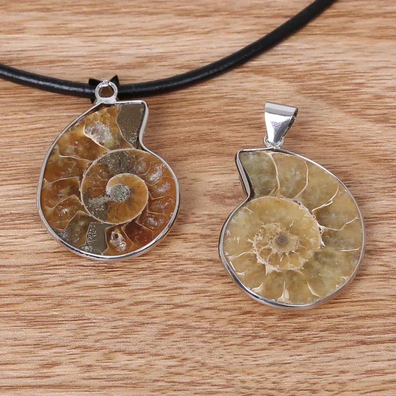 

Best Sale 28x45mm Copper Edging Natural Mother of Pearl Shell Pendant for Jewelry Fingings Making