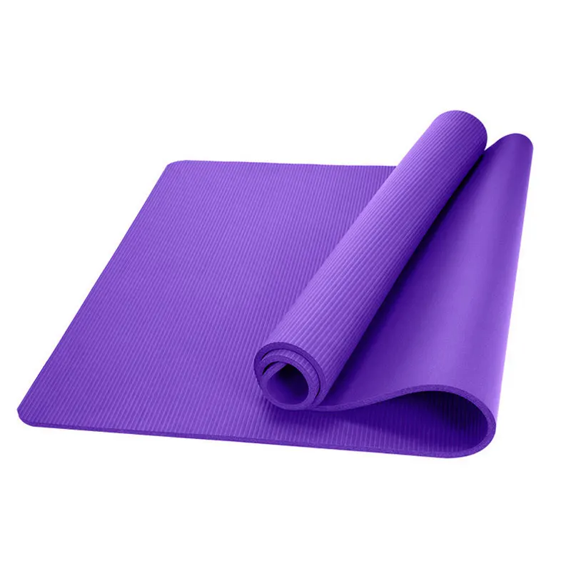 how wide is a typical yoga mat