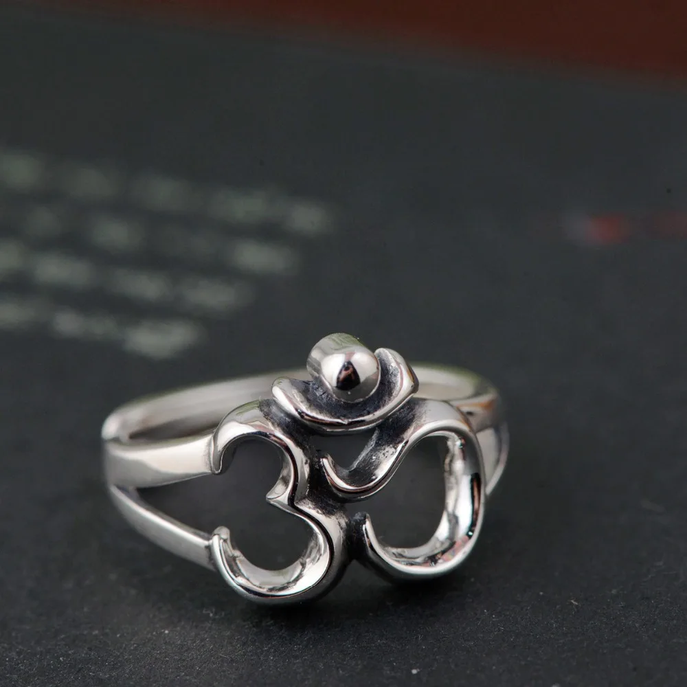 

925 Sterling Silver Vintage Tibetan Om Ohm Aum Namaste Adjustable Ring A3108