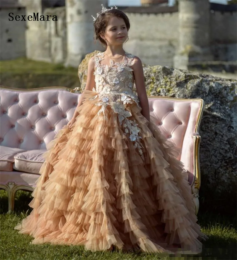 Kleine Prinses Bloem Meisje Jurken Champagne Jewel Hals Lace Applique Tulle Pageant Jurken Kids Eerste Communie Jurk Size2-16Y Kleine Prinses Bloem Meisje Jurken Champagne Jewel Hals Lace Applique Tulle Pageant Jurken Kids Eerste Communie Jurk Size2-16Y