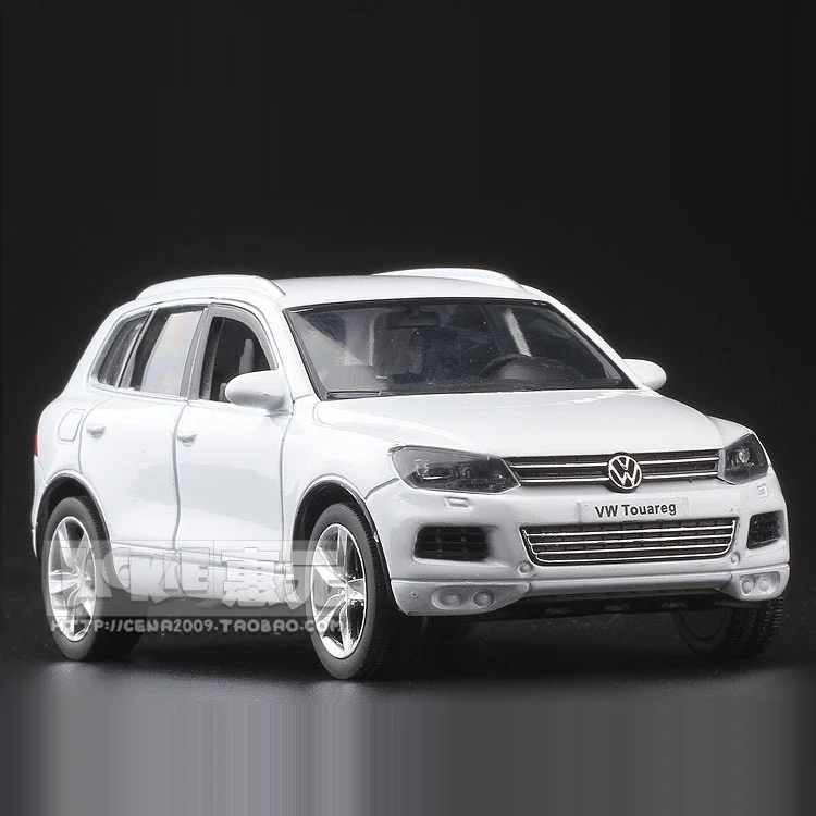 Точная имитация эксклюзивный Diecasts& Toy Vehicles: RMZ city автомобильный Стайлинг Touareg SUV 1:36 литой под давлением модель оттяните назад Автомобили - Цвет: Белый