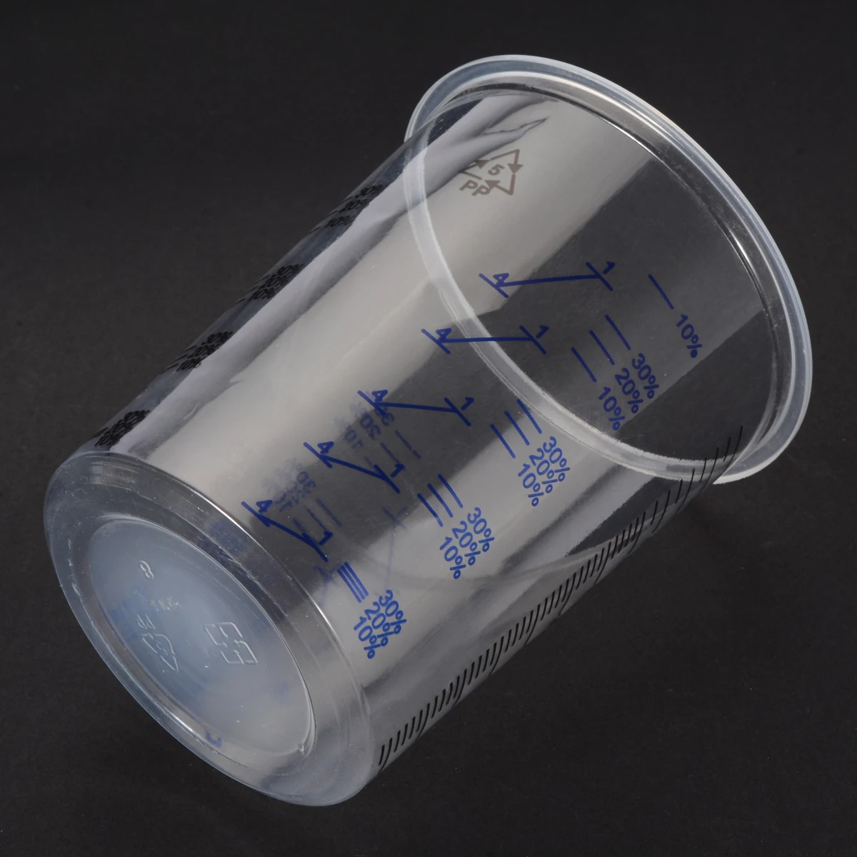 Portable 1Pcs 600ML Plastic Paint Mixing Cups Mixing Pots Paint Mixing Calibrated Cup with Scale Practical Tool Parts