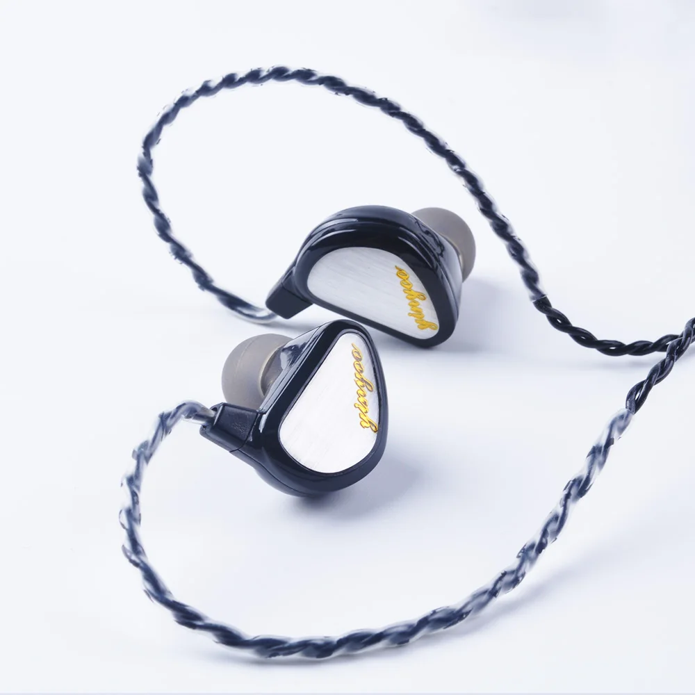 42-earphone