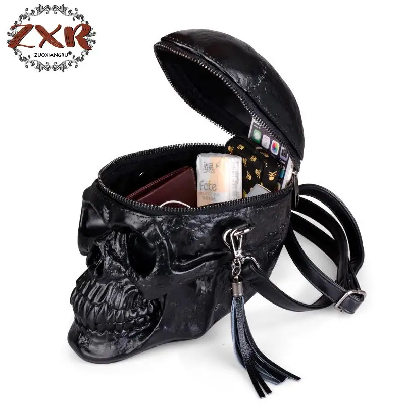 

Personality Fashion Black Skull Rivets Men's And Women's Crossbody Bags Men's Travel With Zipper Shoulder Bags Funny Bags