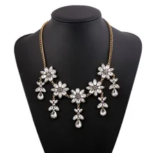 Elegant Luxury Women Crystal Flower Drop Tassel Statement Choker Bib Necklace Retro Gold Chain Jewelry