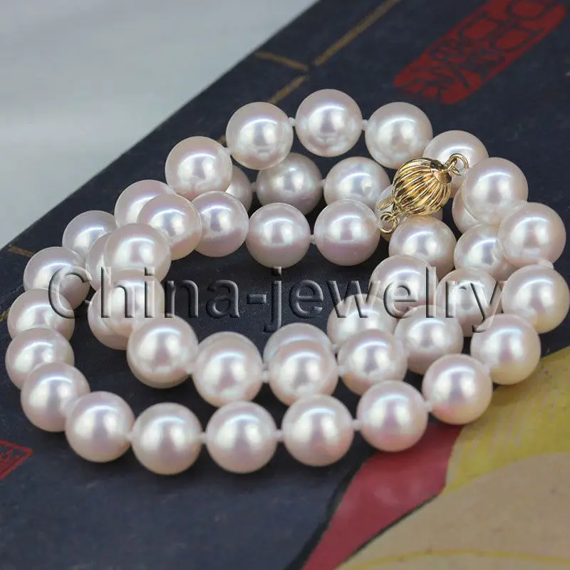 

AAAA Perfect round 8.5mm white Japanese akoya sea water pearl necklace-14KGP gold