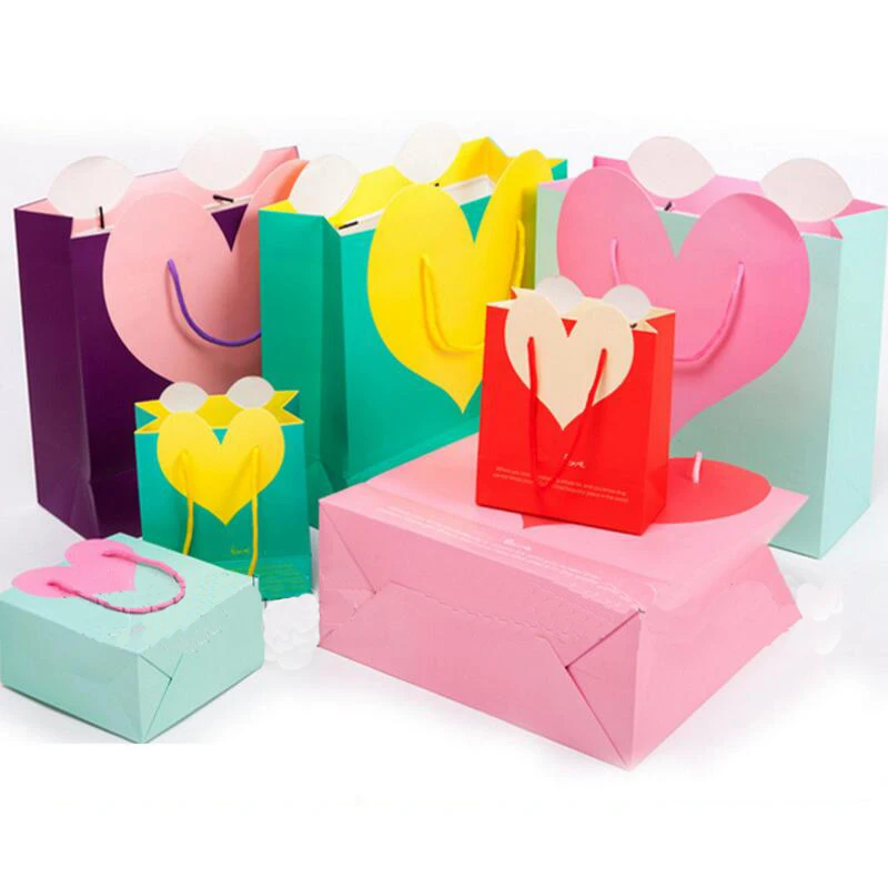 

10pcs/lot Big Heart Shaped Gift Package Bag Wedding Birthday Christmas Gift Holders Bake Biscuits Cookies Candy Bags