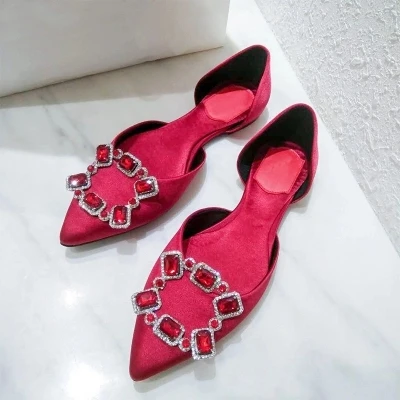 

Hot 2018 Autumn New Shoes Women Flats Pointed Toe Slip-on Solid Crystal Ladies Shoes Shallow Sexy Daily Shoes Zapatos De Mujer