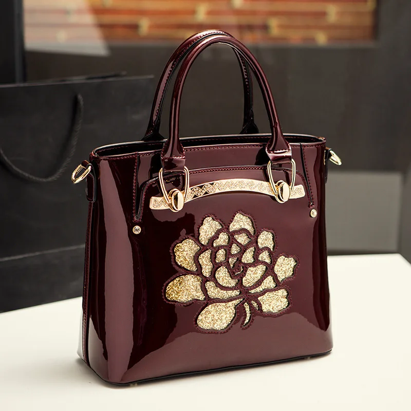 

2017 Brand Patent Leather Handbag Women Crossbody Bags Present Handbags Shoulder Bags Luxurious Princess Messenger Bag