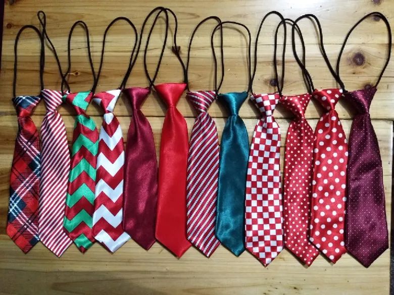 100PC/Lot Christmas Pattern Dog Ties For Large Dogs Neckties Holiday