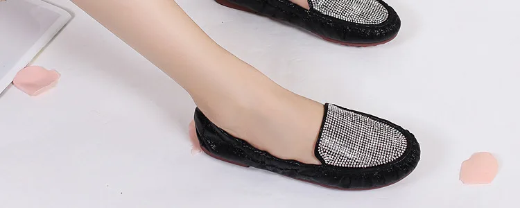 Spring Summer Flats Shoes Women Ballet Shoes For Women Casual Crystal Boat Shoes Slip On Soft Rhinestone Women Flats Plus Size