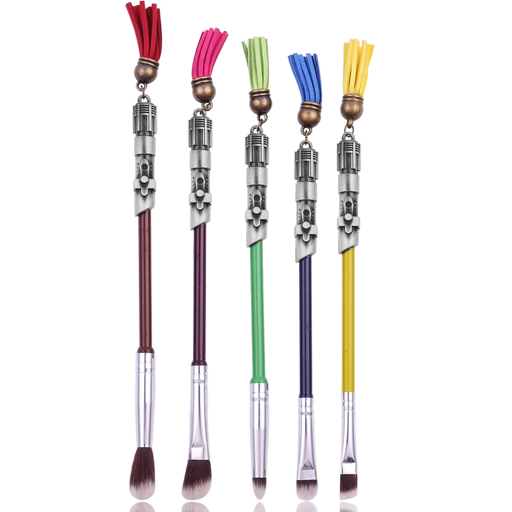 

5PCS/SET Metal Makeup Brushes Set for Cosmetic Powder Foundation Eyeshadow Eyebrow Concealer Makeup Tool Lightsaber Darth Vader