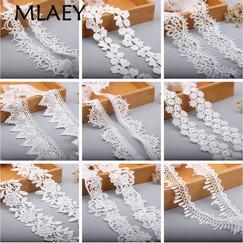 

MLAEY 2Yard/Lot Lace Ribbon Off White Lace Fabric Polyester Garment Accessories Clothes Accessories Lace Trimmings 19527