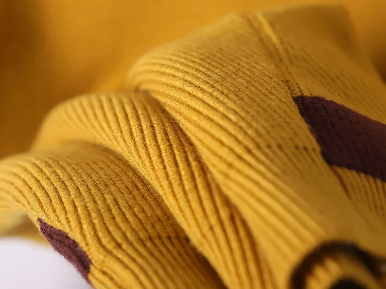 2018 new autumn and winter Korean version of the V-neck loose thick long-sleeved shirt sweater sweater women sweaters 2018 new autumn and winter Korean version of the V-neck loose thick long-sleeved shirt sweater sweater women sweaters