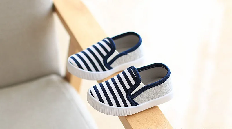 Spring and Autumn New Children's Low Canvas Shoes Striped One Pedal Baby Shoes Toddler Shoes