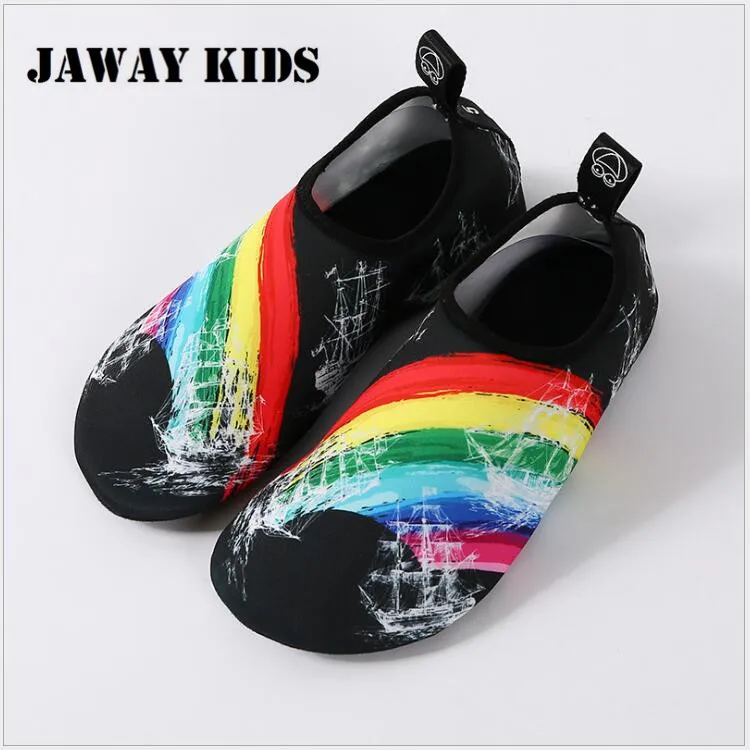 

JawayKids Comfortable Elastic Water Shoes for Women and Men Children Beach Shoes House shoes Indoor slippers with Soft sole