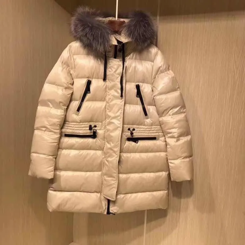 Новый большой меховой воротник Сгущение парки 90% Белое пуховое пальто модная зимняя куртка Для женщин с капюшоном теплая короткая верхняя