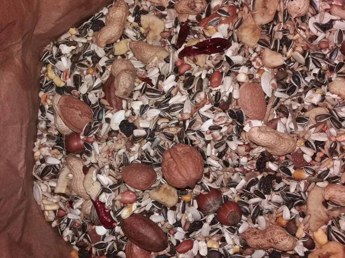 

Prestige Parrots Exotic Nuts. Versele Laga 15kg