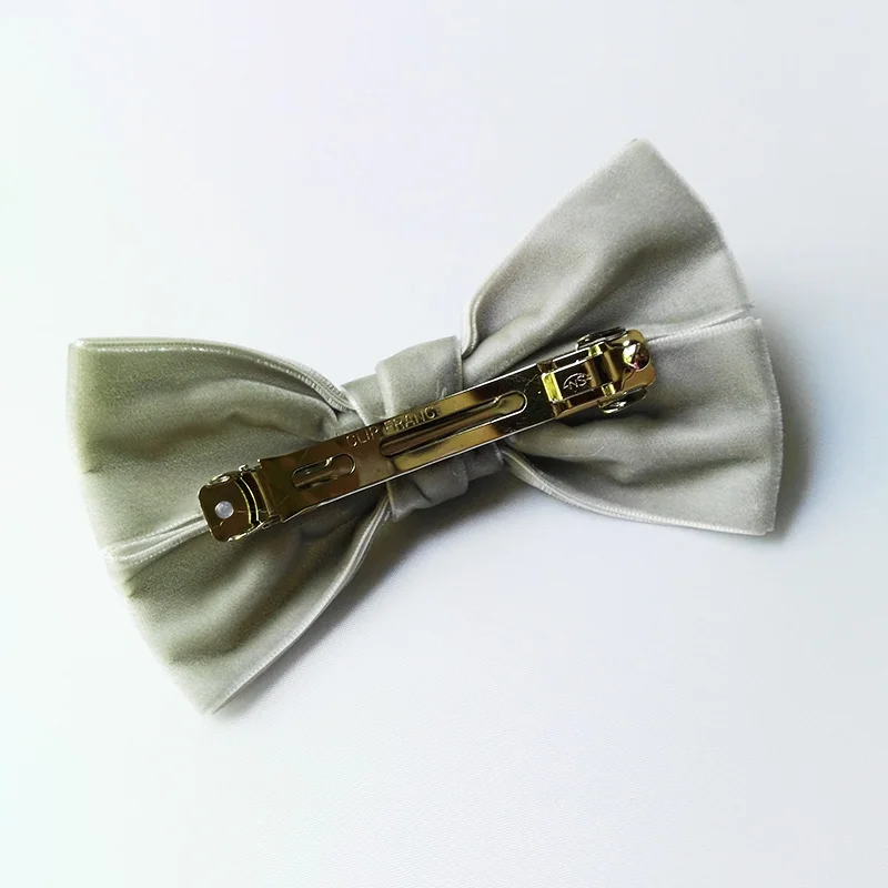 8 velvet barrette
