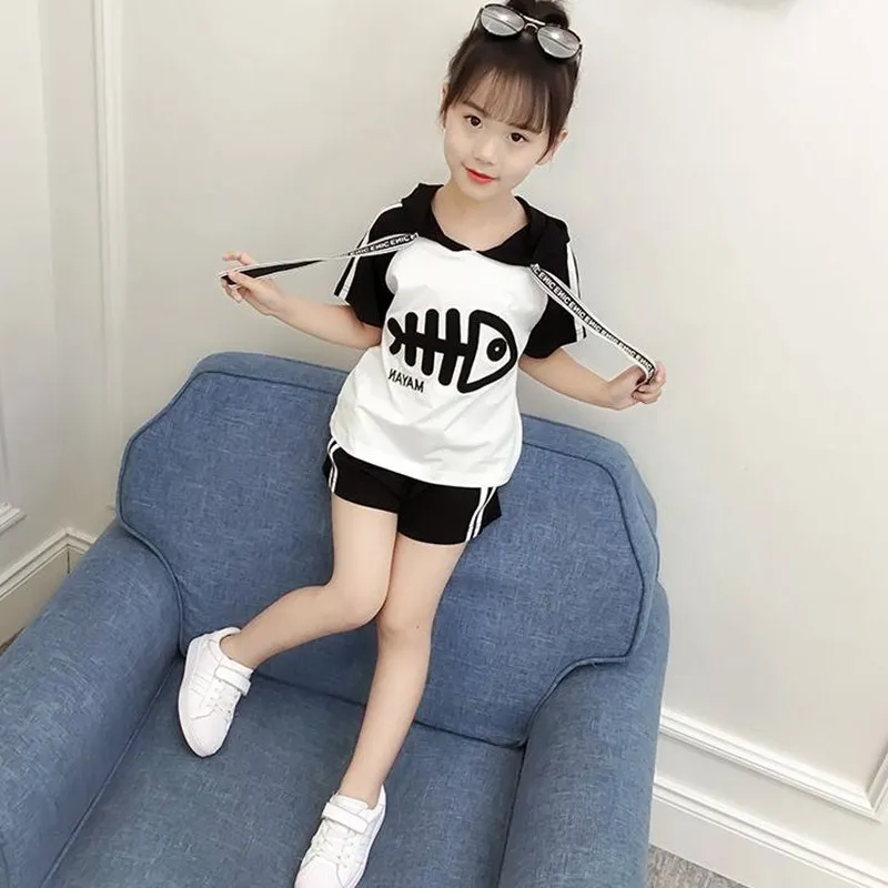 

Girls 'summer dress 2019 new fashionable suit children's summer Korean version of fashion girls short sleeves two-piece set
