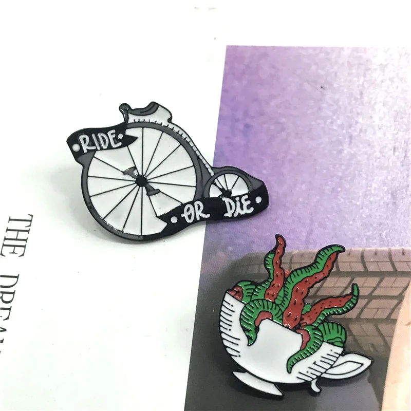

New creative bicycle wheel tea cup variation watermelon badge brooch cute funny RIDE QR shirt hanging with personalized brooch