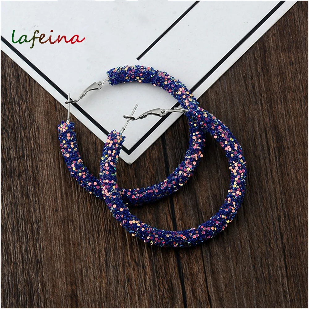 

Fashionable And Shiny Big Earrings Geometric Round Earrings 2019 Austrian Crystal Hoop New Design Glamour Female EarringsJewelr