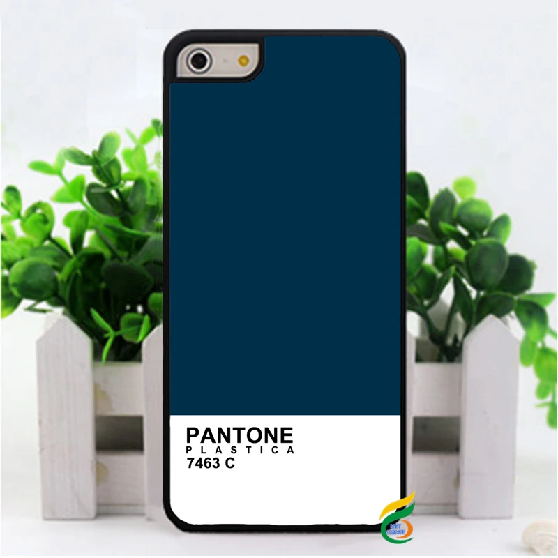 Pantone-Plastica-7463-C-fashion-original