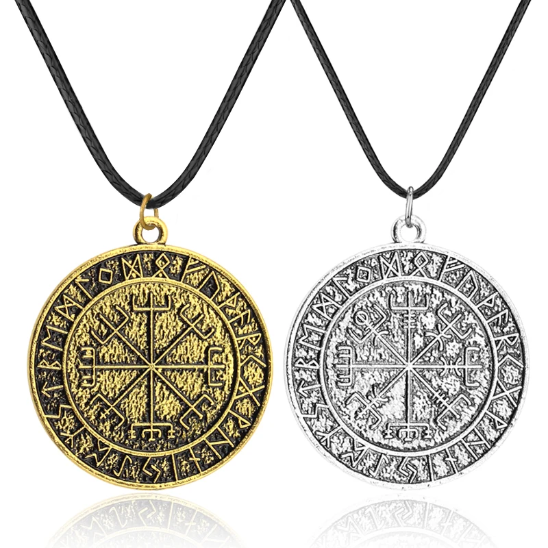 فايكنغ الآيسلندية Vegvisir خوذة الرعب في رونيك دائرة قلادة السحرية عصي البوصلة رون تميمة فحام قلادة